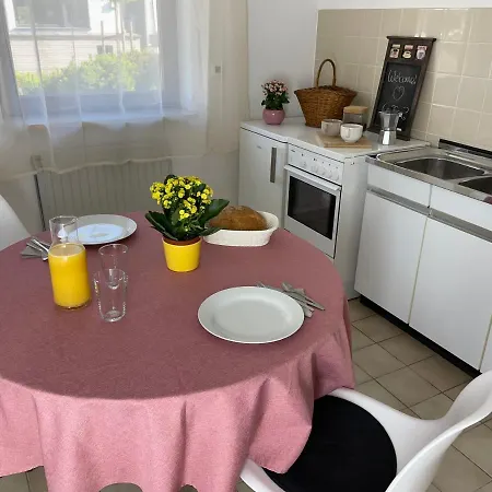 Messenah: 2-zimmer Privatwohnung *