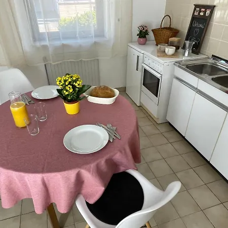 Messenah: 2-zimmer Privatwohnung *