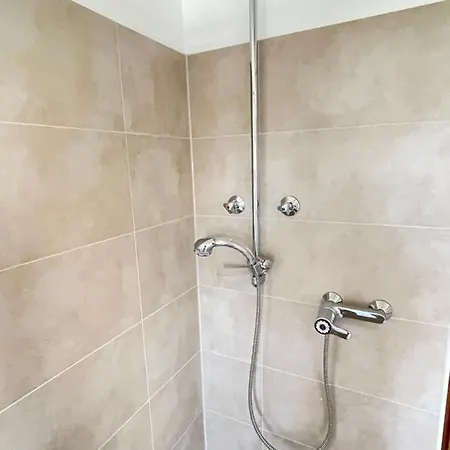 Lejlighed Messenah: 2-zimmer Privatwohnung *